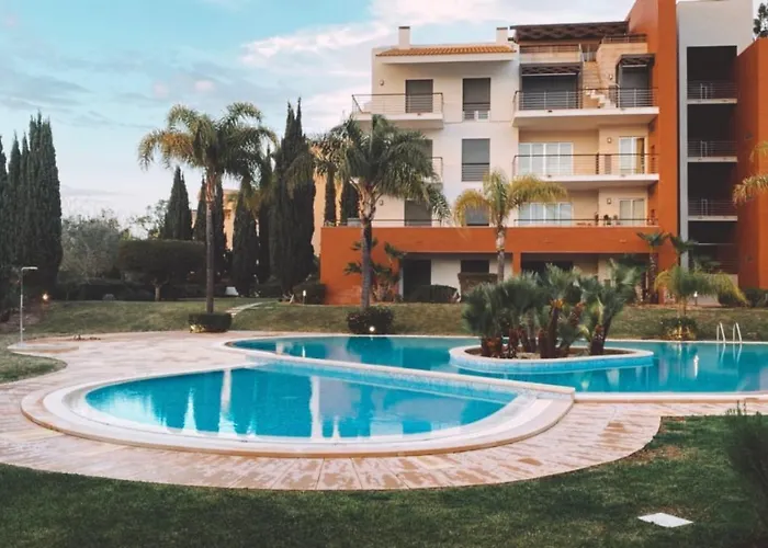 The Palm At The Palm Village 2 Bedrooms Apartment